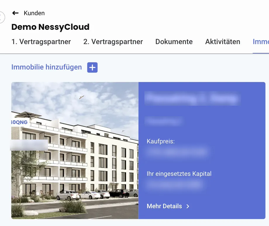 Reiter Immobilien mit der Karte einer Demo-Immobilie und dem Link Mehr Details; Adresse und Beträge unkenntlich